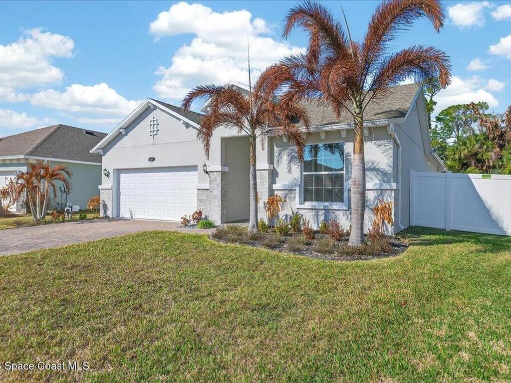 3011 Bobby Jones Street, West Melbourne, FL 32904