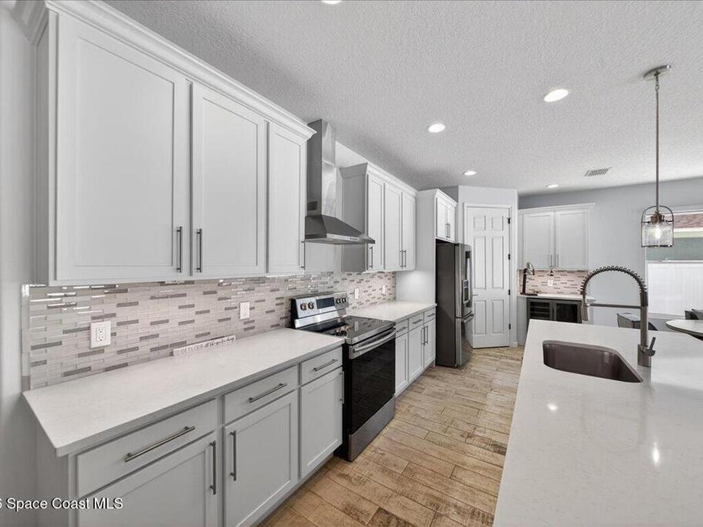 3011 Bobby Jones Street, West Melbourne, FL 32904