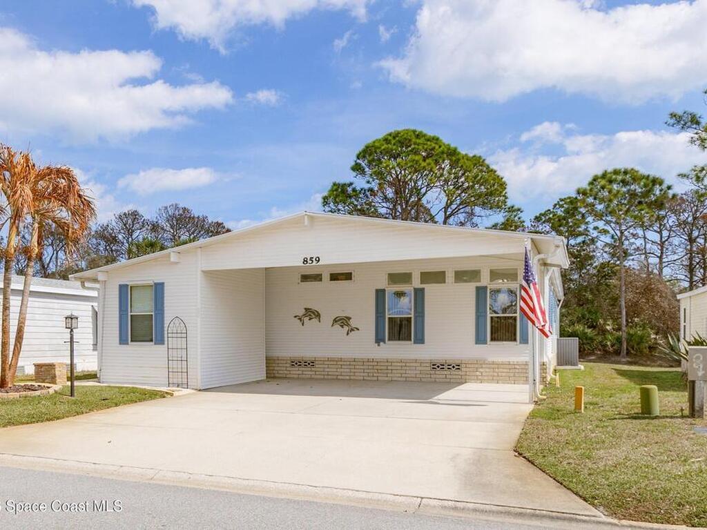 859 Tamarind Circle, Barefoot Bay, FL 32976