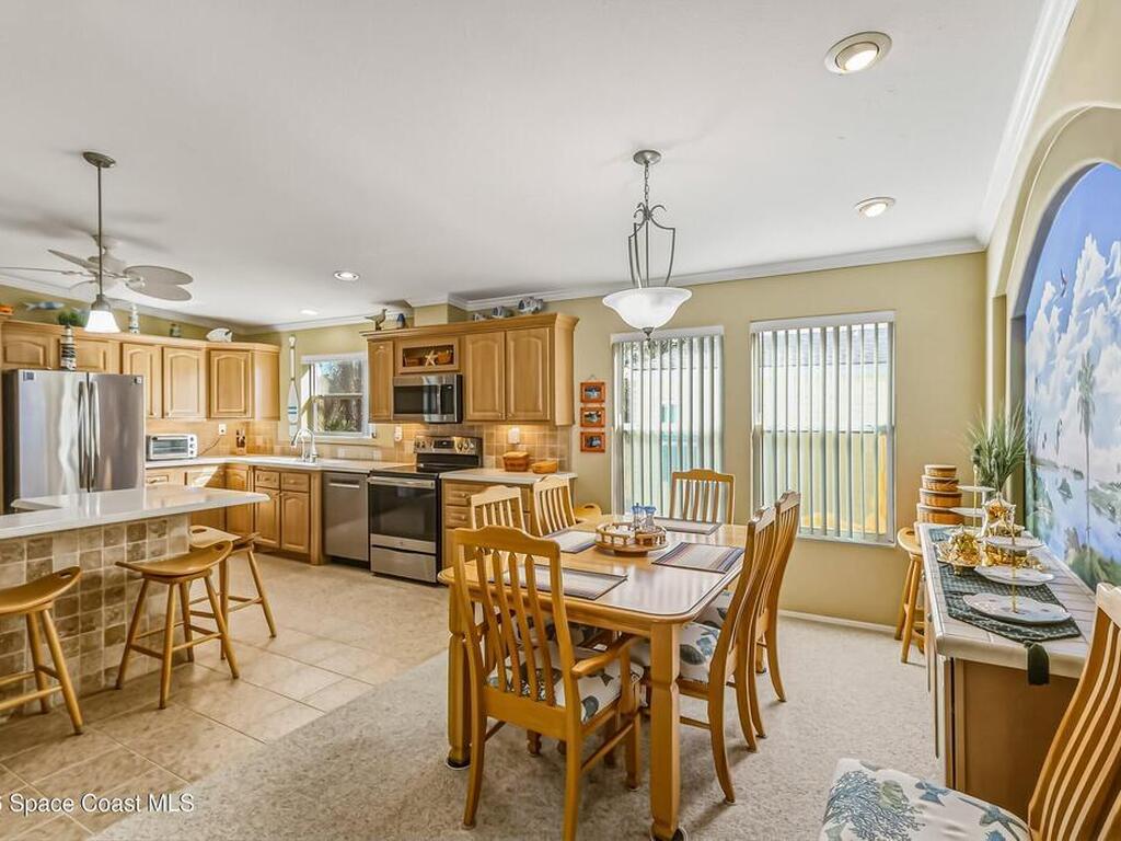 859 Tamarind Circle, Barefoot Bay, FL 32976