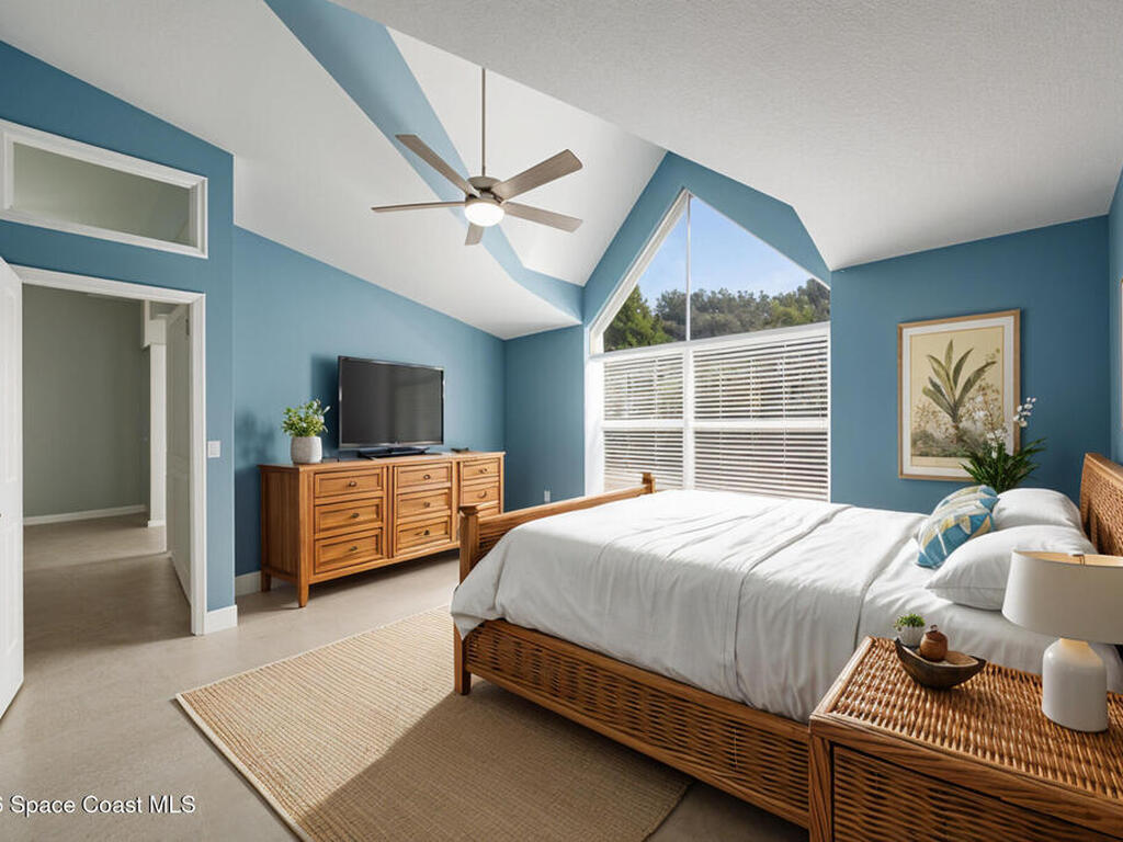 711 Kenwood Circle, Melbourne, FL 32940