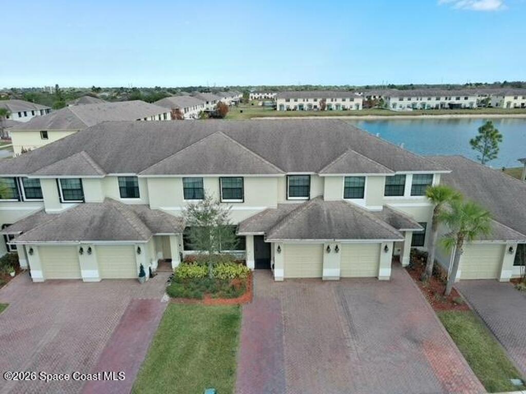 10106 W Villa Circle, Vero Beach, FL 32966