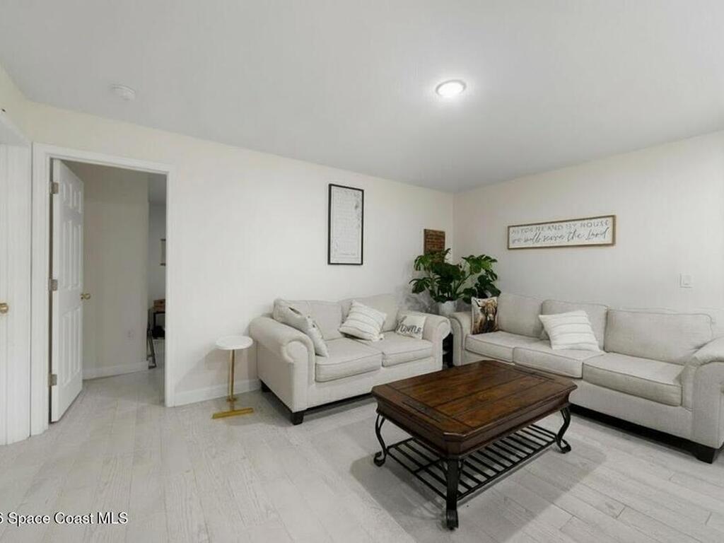 85 W Towne Place, Titusville, FL 32796