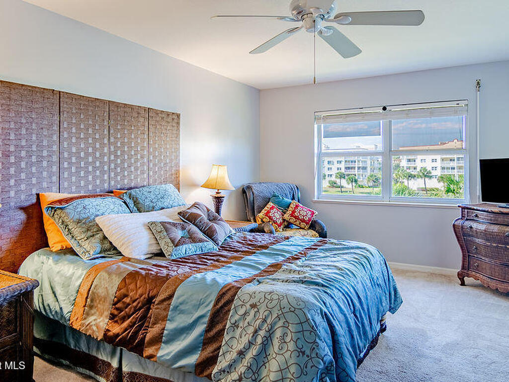 8871 Lake Drive, Cape Canaveral, FL 32920