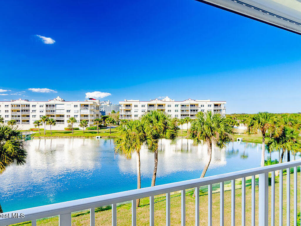 8871 Lake Drive, Cape Canaveral, FL 32920