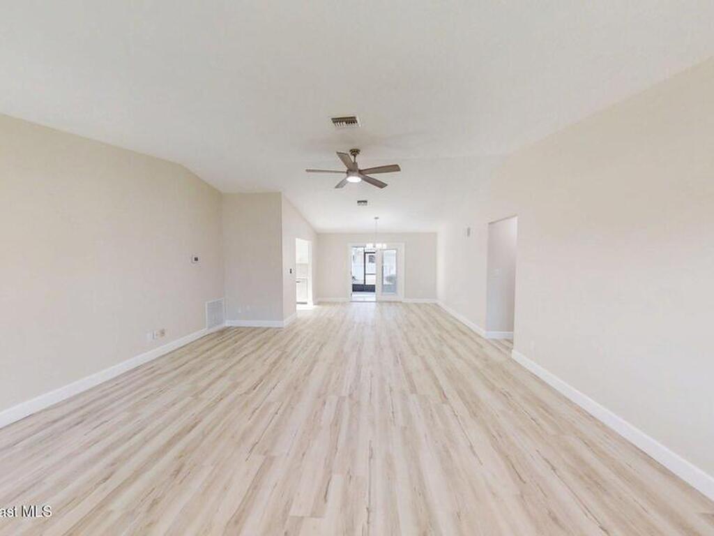 137 Concha Drive, Sebastian, FL 32958