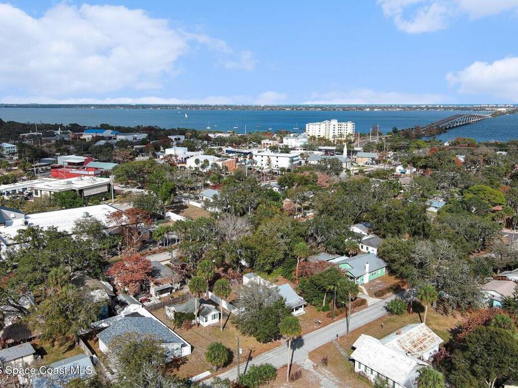 683 Old Oak Street, Melbourne, FL 32935