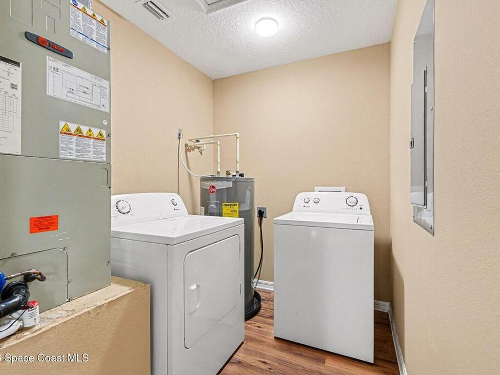 683 Old Oak Street, Melbourne, FL 32935