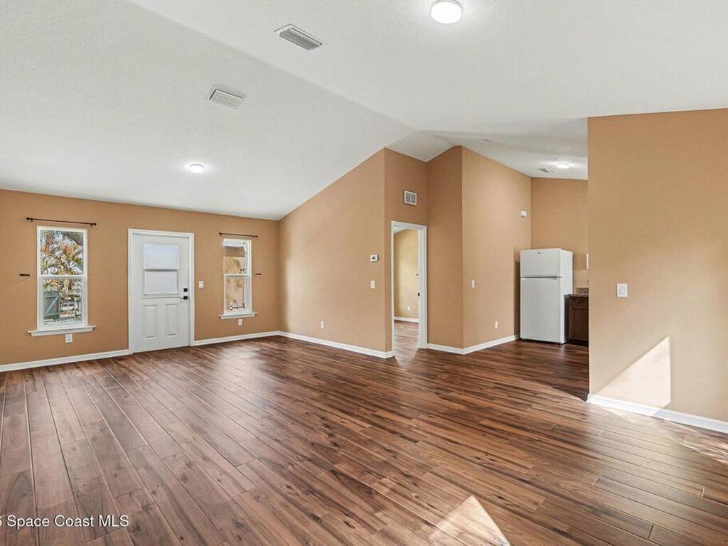 683 Old Oak Street, Melbourne, FL 32935