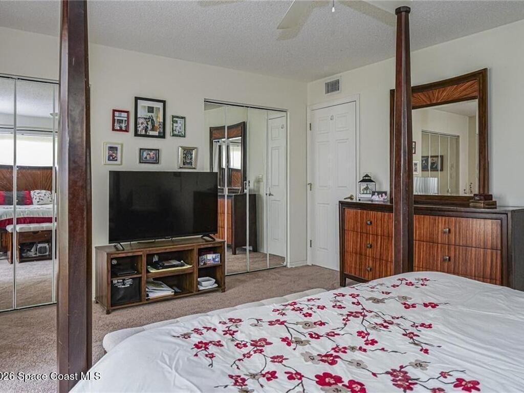 12 Vista Palm Lane, Vero Beach, FL 32962