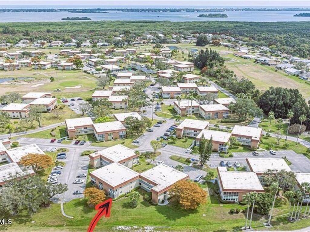 12 Vista Palm Lane, Vero Beach, FL 32962