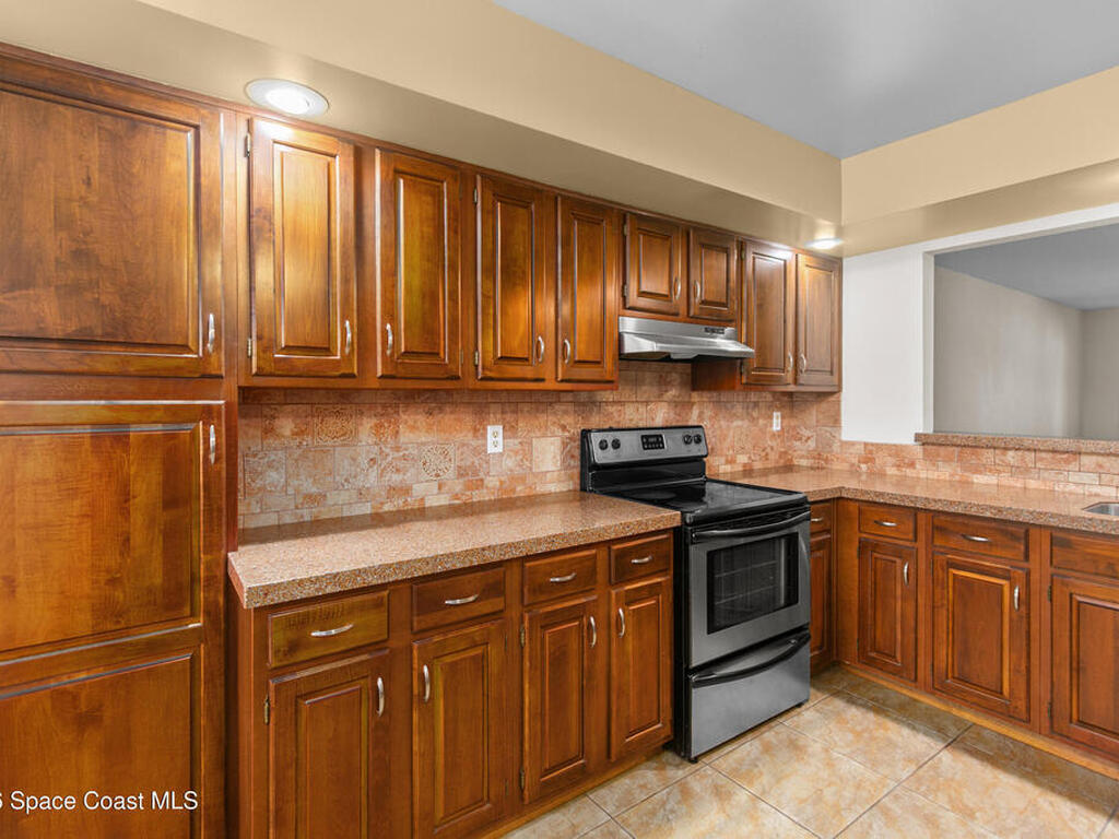 2144 Kings Cross Street, Titusville, FL 32796