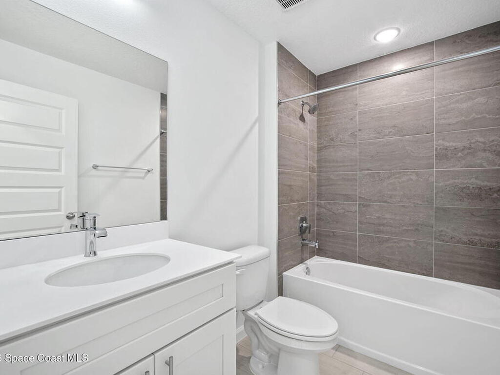 101 Crosspoint Street, Palm Bay, FL 32909