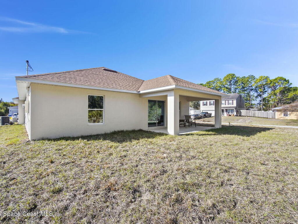 101 Crosspoint Street, Palm Bay, FL 32909