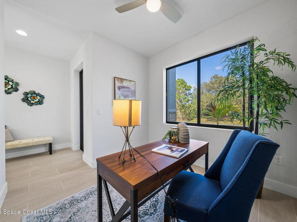 825 Tejon Avenue, Palm Bay, FL 32908