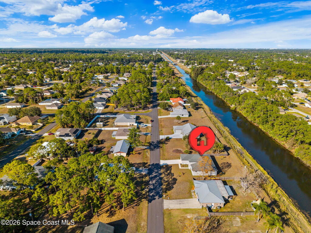 825 Tejon Avenue, Palm Bay, FL 32908