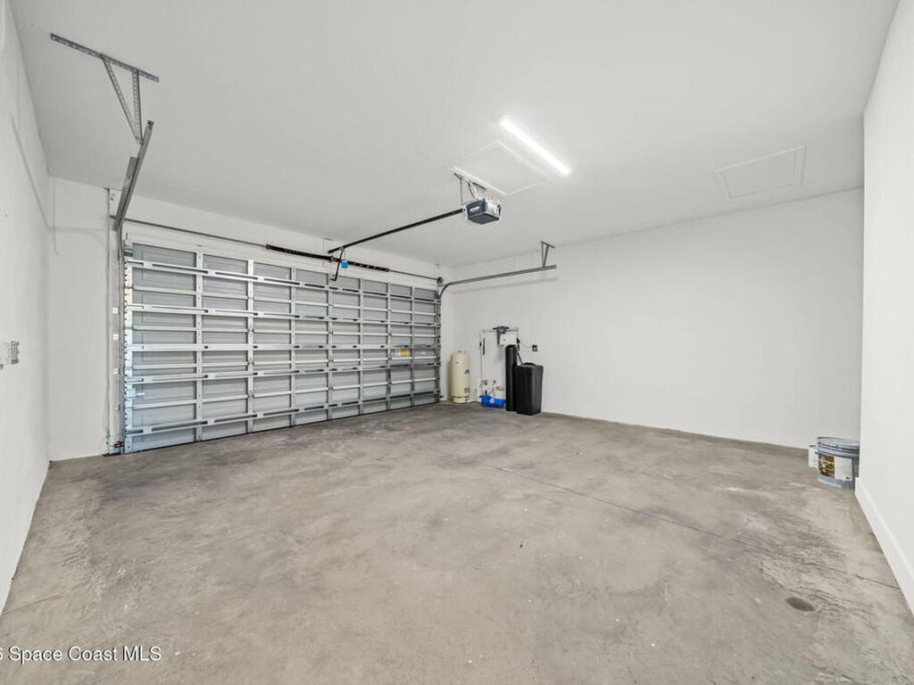 825 Tejon Avenue, Palm Bay, FL 32908