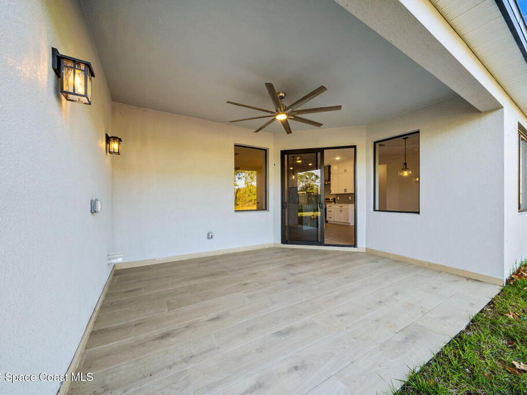 825 Tejon Avenue, Palm Bay, FL 32908