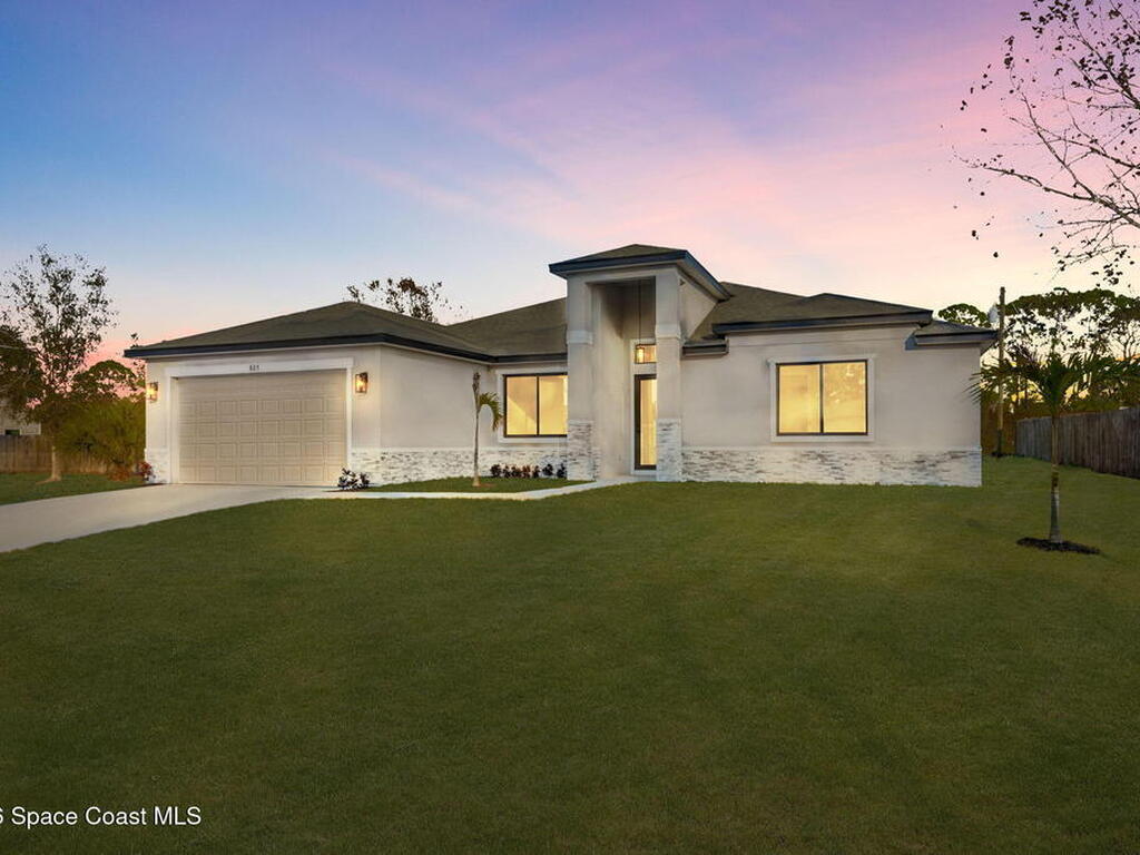 825 Tejon Avenue, Palm Bay, FL 32908