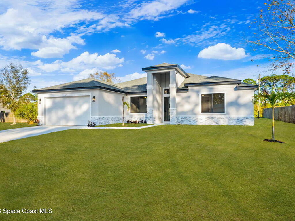 825 Tejon Avenue, Palm Bay, FL 32908