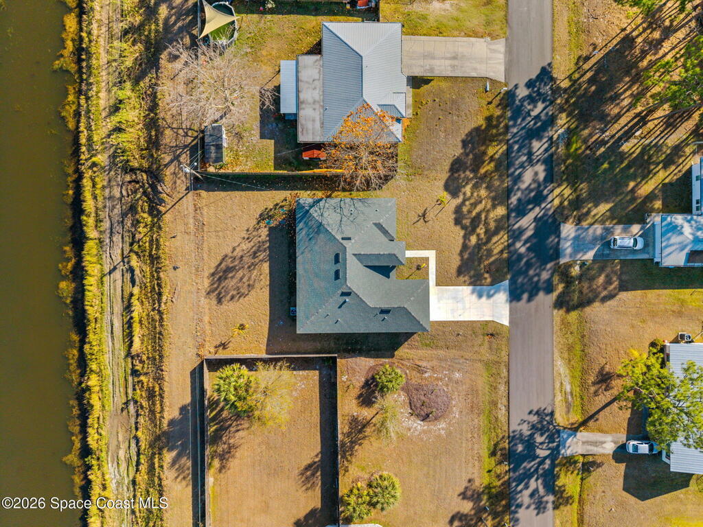 825 Tejon Avenue, Palm Bay, FL 32908