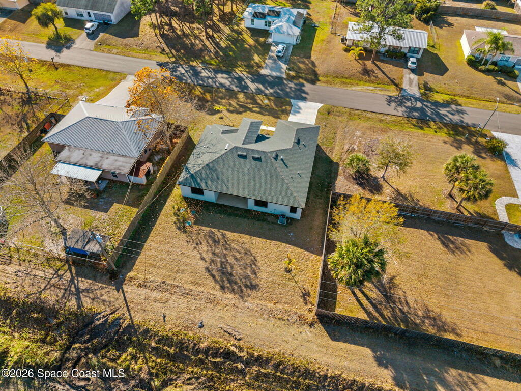 825 Tejon Avenue, Palm Bay, FL 32908