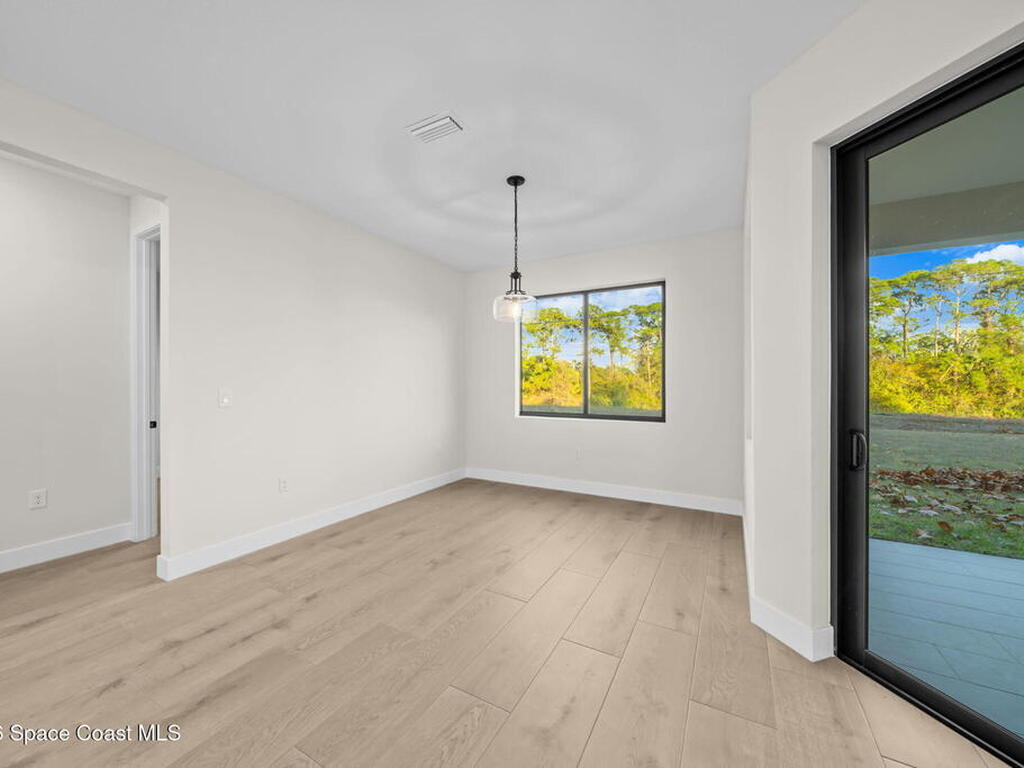 825 Tejon Avenue, Palm Bay, FL 32908