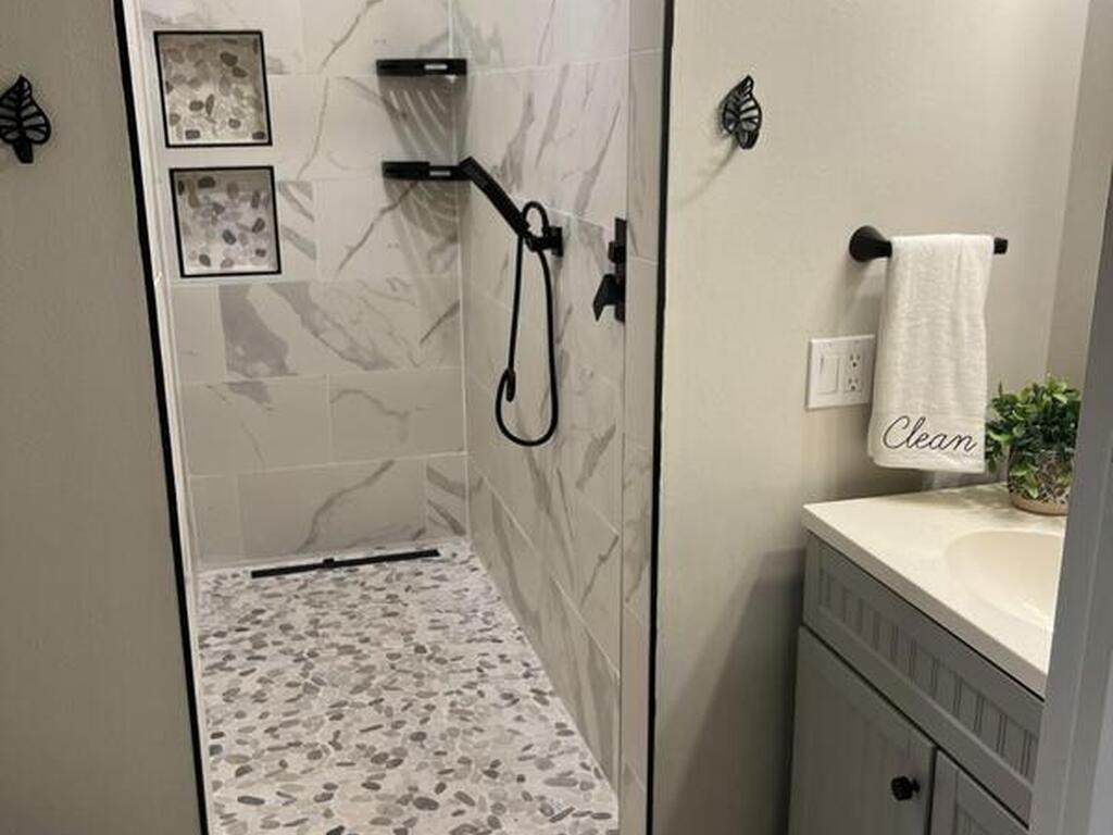 1668 Clover Circle, Melbourne, FL 32935