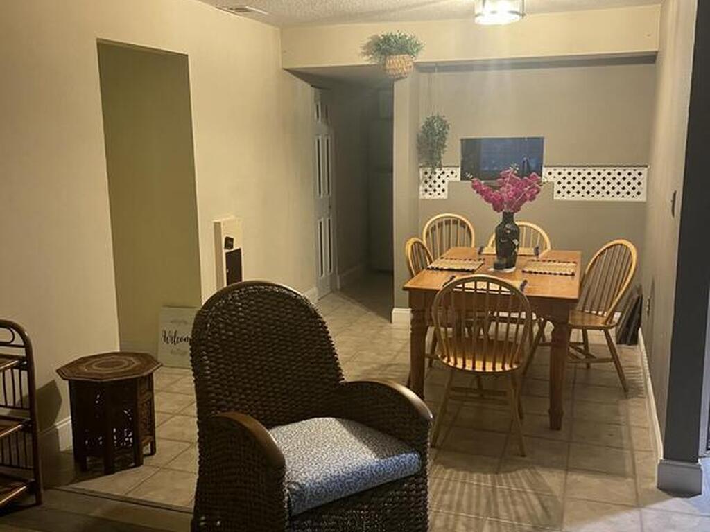 203 Bristol Lane, Melbourne, FL 32935