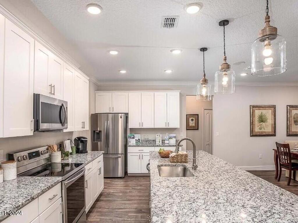 8745 101st Court, Vero Beach, FL 32967