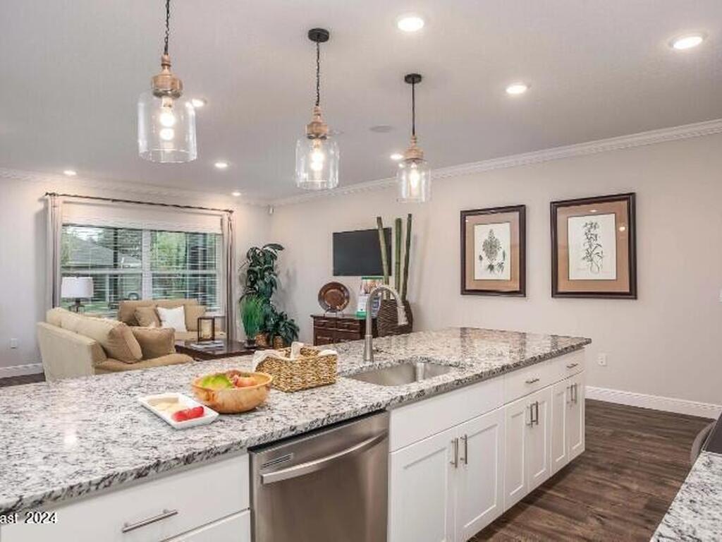 8745 101st Court, Vero Beach, FL 32967