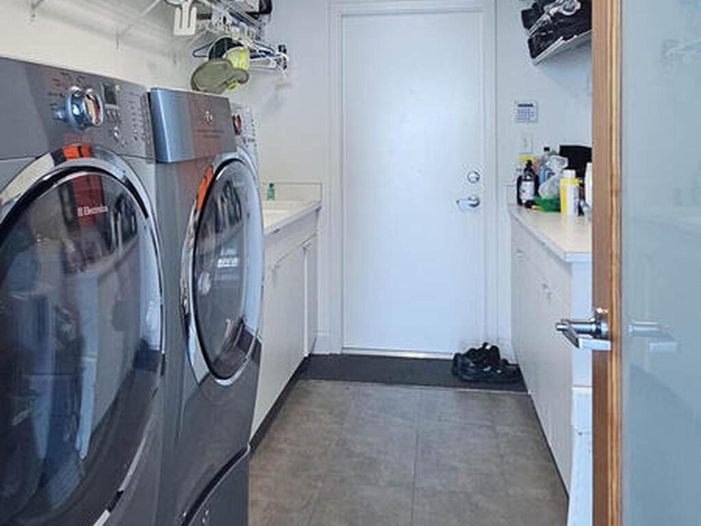 1870 Harbor Point Drive, Merritt Island, FL 32952