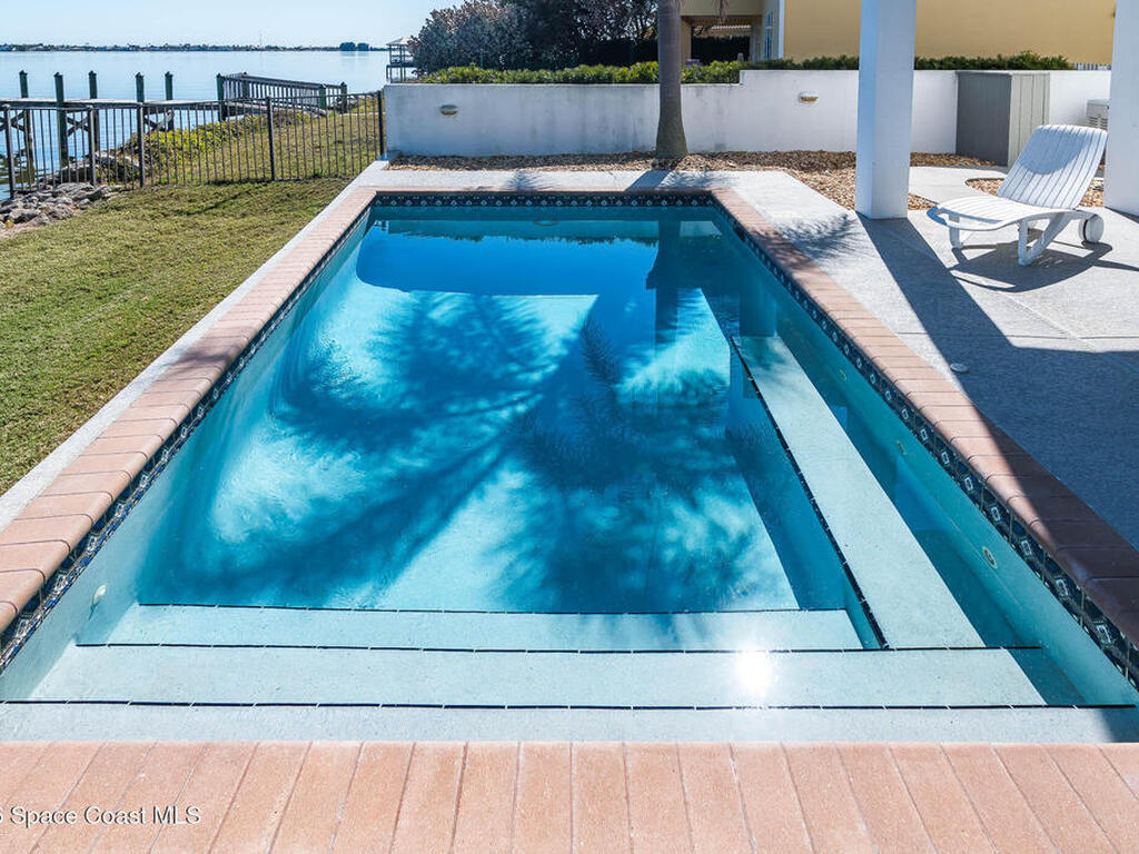 1870 Harbor Point Drive, Merritt Island, FL 32952