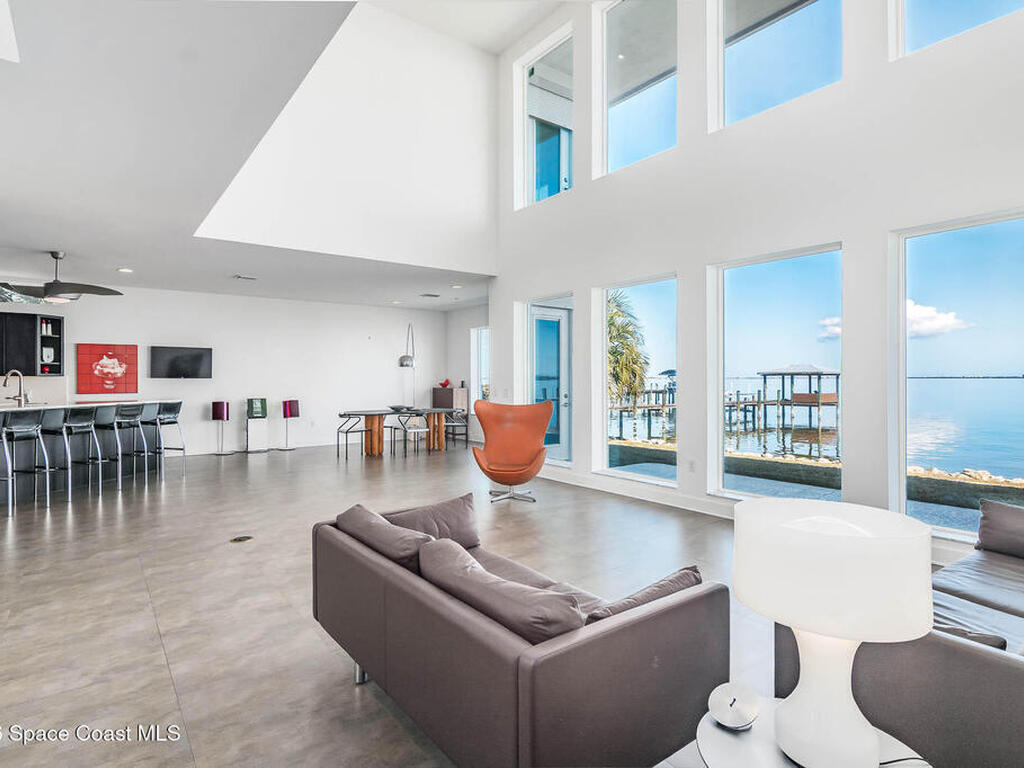 1870 Harbor Point Drive, Merritt Island, FL 32952