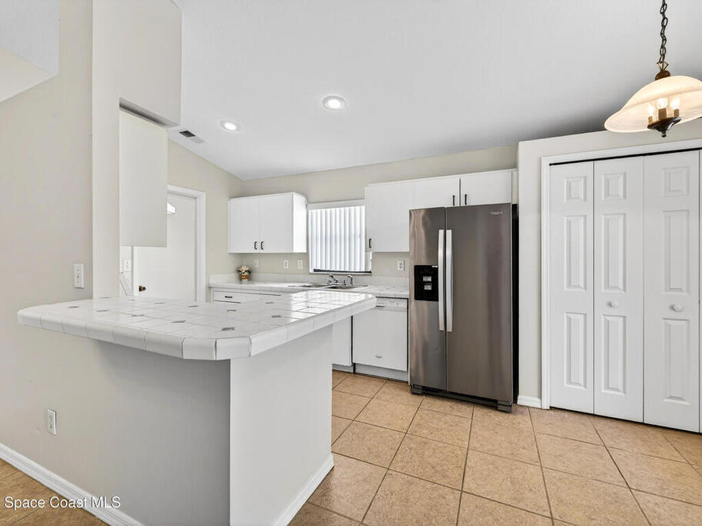 7022 Hammock Trace Drive, Suntree, FL 32940