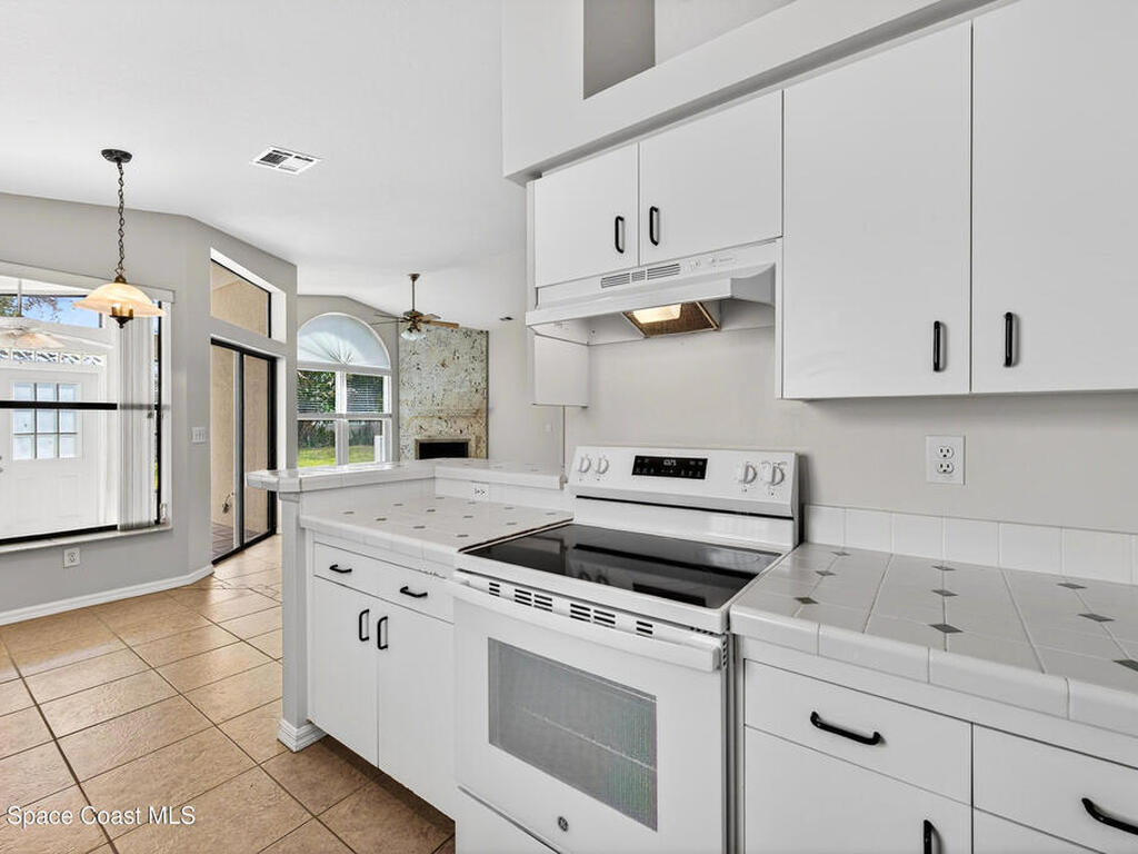 7022 Hammock Trace Drive, Suntree, FL 32940