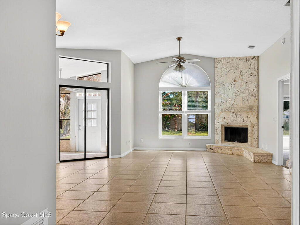 7022 Hammock Trace Drive, Suntree, FL 32940