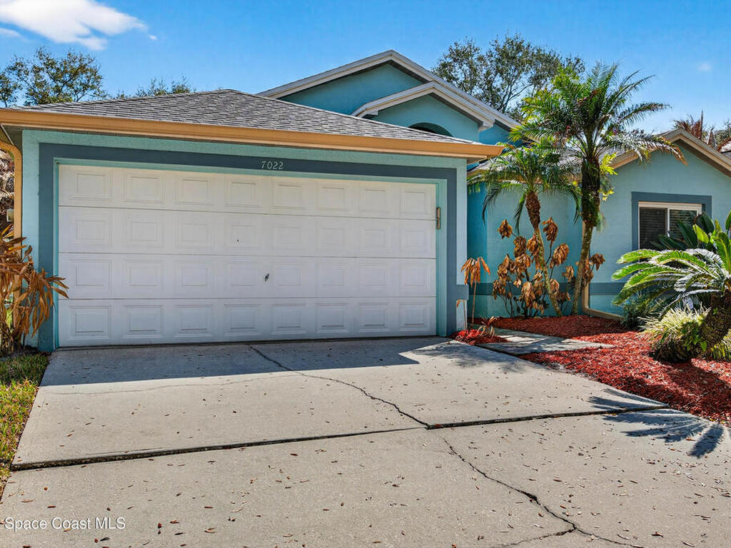 7022 Hammock Trace Drive, Suntree, FL 32940