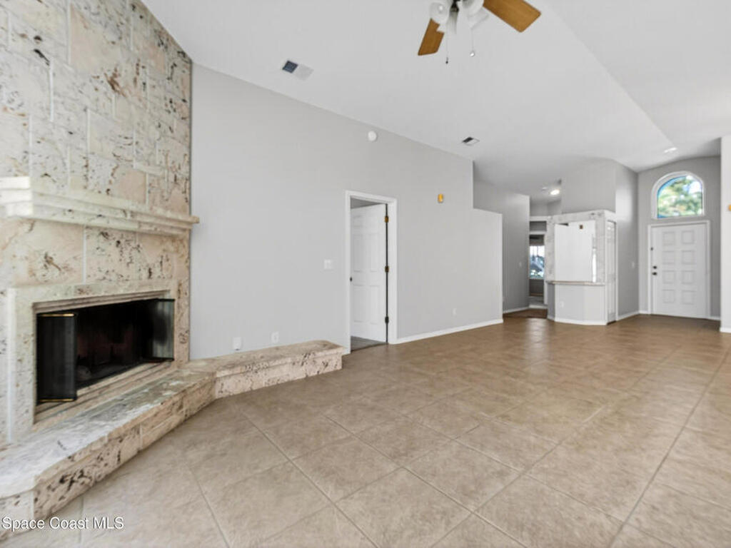 7022 Hammock Trace Drive, Suntree, FL 32940