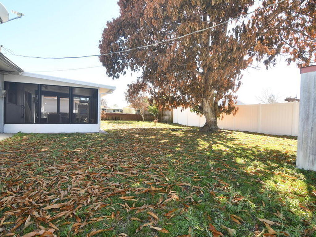 839 Angle Street, Palm Bay, FL 32905