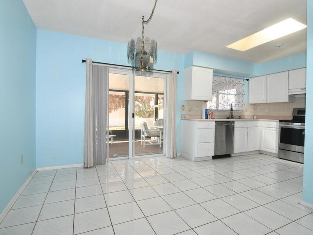 839 Angle Street, Palm Bay, FL 32905