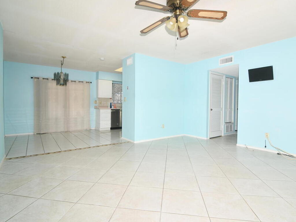 839 Angle Street, Palm Bay, FL 32905