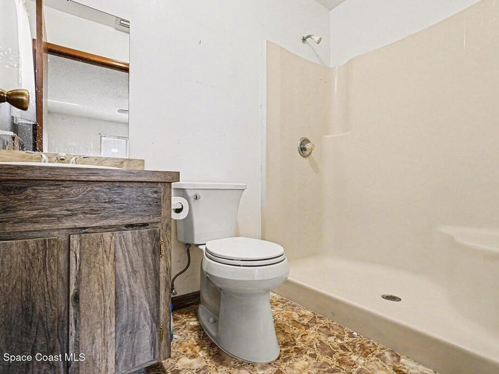 213 Bayshore Avenue, Palm Bay, FL 32907