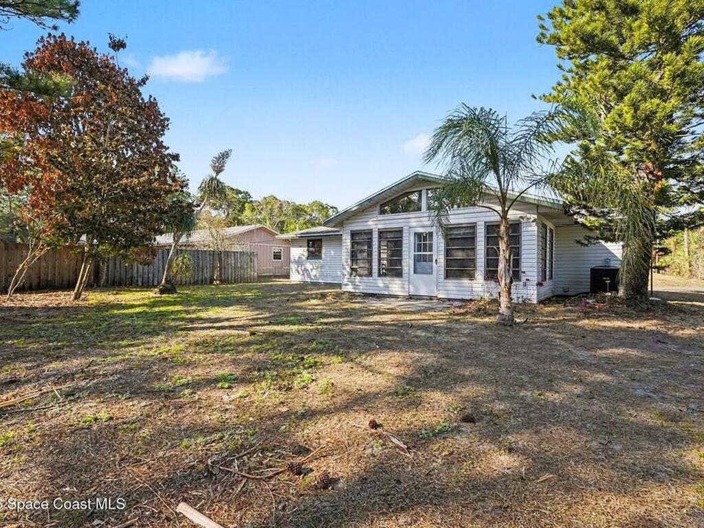 213 Bayshore Avenue, Palm Bay, FL 32907