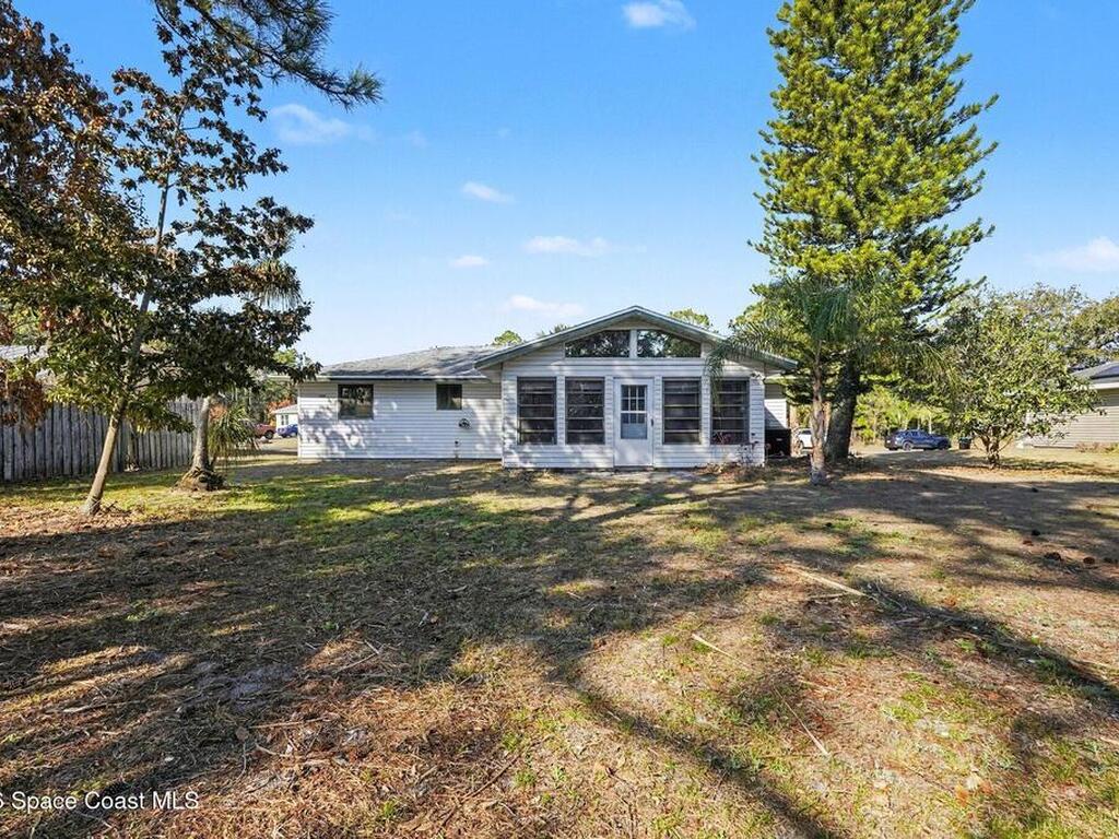 213 Bayshore Avenue, Palm Bay, FL 32907