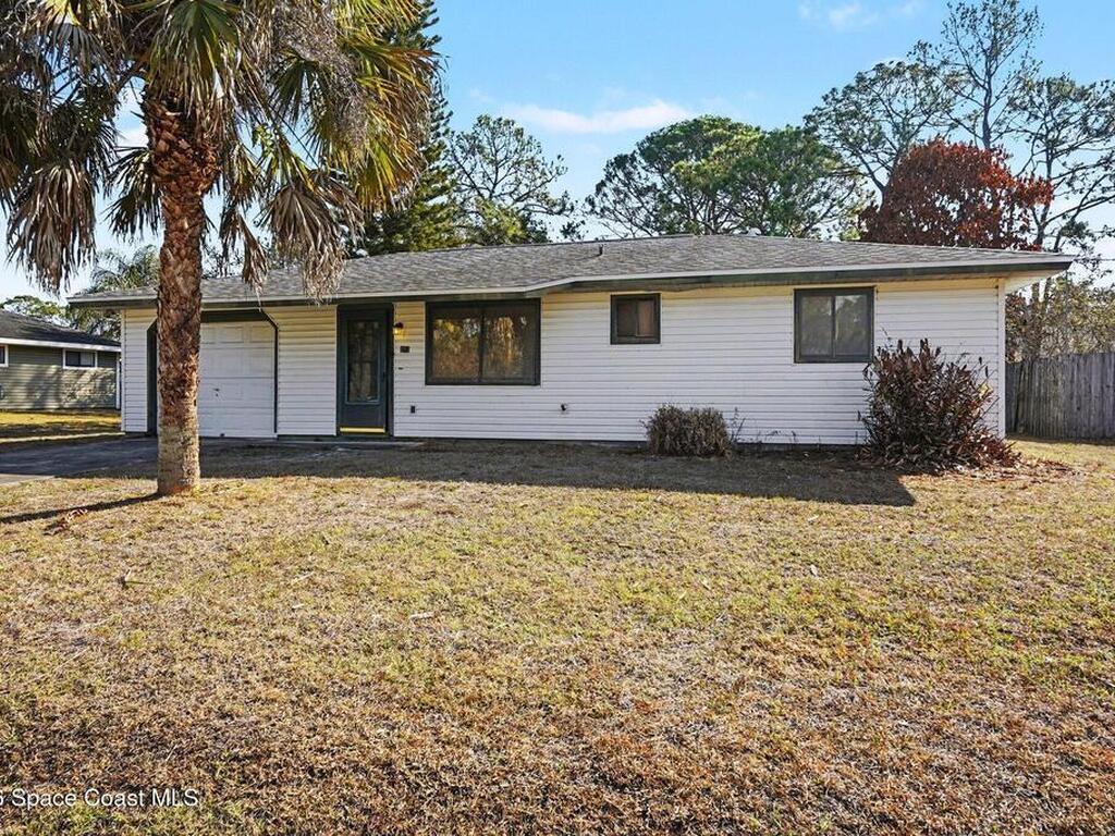 213 Bayshore Avenue, Palm Bay, FL 32907