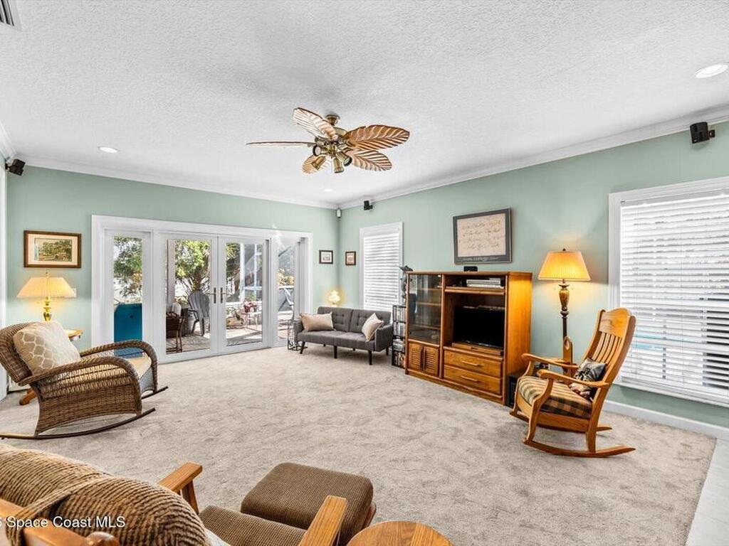 580 42nd Court, Vero Beach, FL 32968