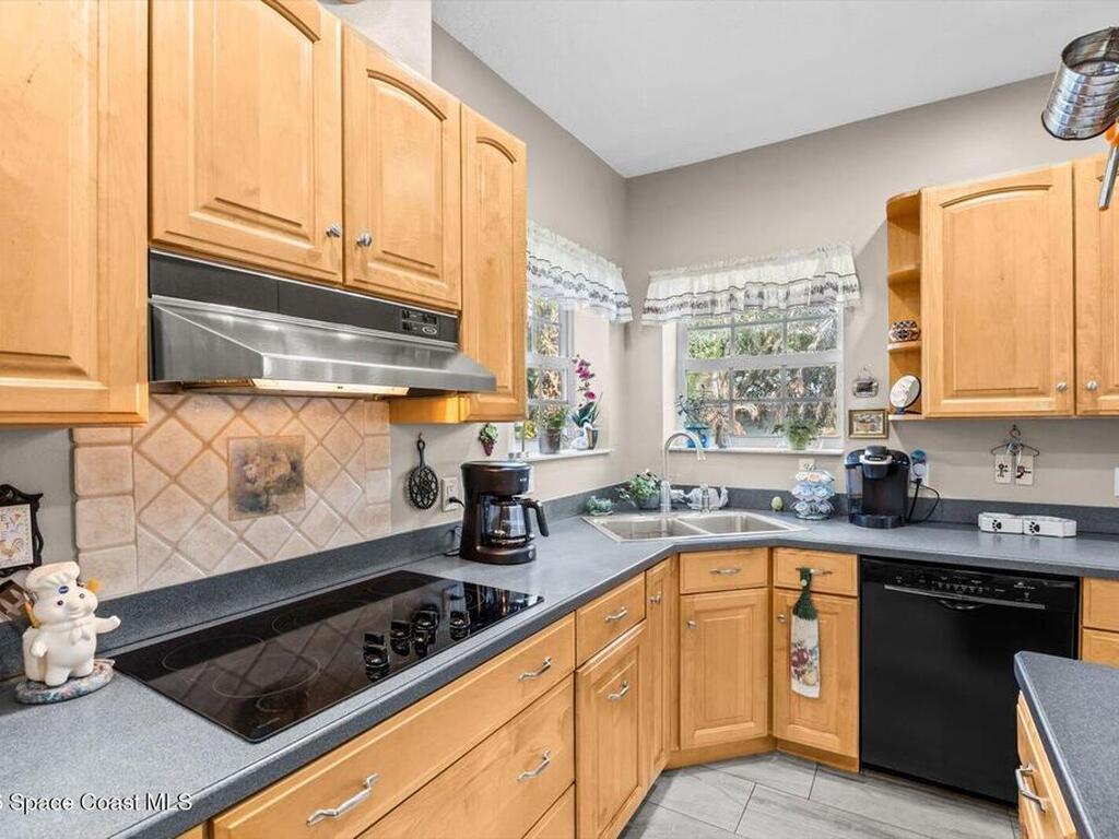 580 42nd Court, Vero Beach, FL 32968