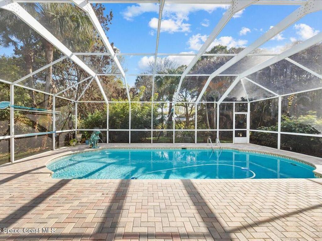 580 42nd Court, Vero Beach, FL 32968