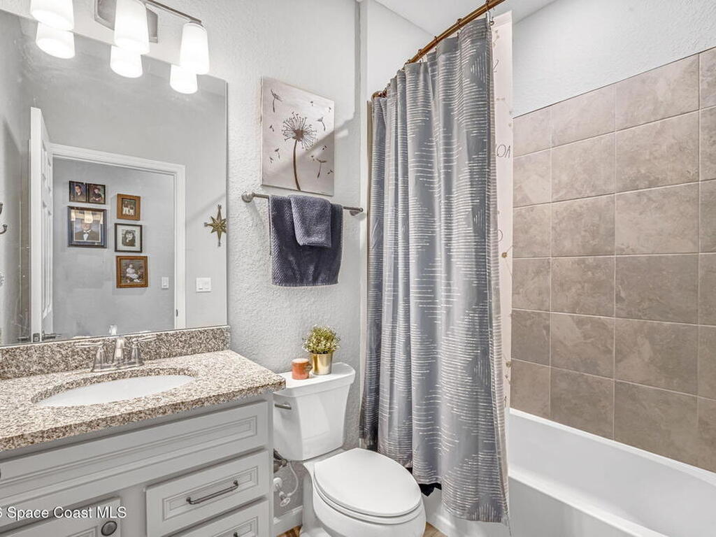 5218 Jasper Square, Vero Beach, FL 32967